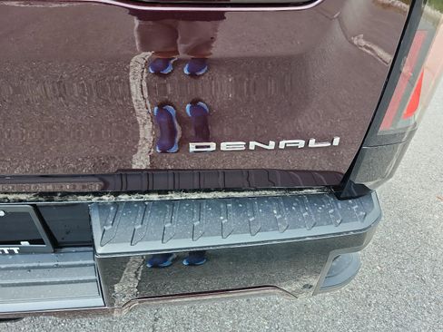 New 2025 GMC Sierra EV Denali image 5