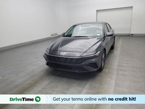 Used 2024 Hyundai Elantra SEL FWD image 1