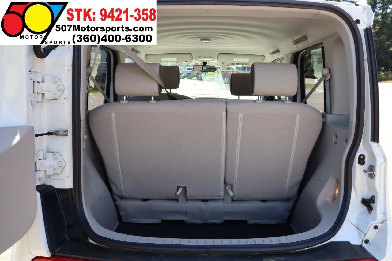Used 2012 Nissan Cube 1.8 SL w/ Interior Designer Pkg FWD image 15