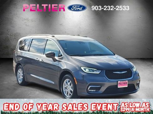 Used 2022 Chrysler Pacifica Touring-L image 1
