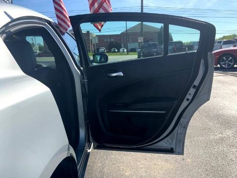 Used 2021 Dodge Charger SXT w/ Leather Interior Group image 32