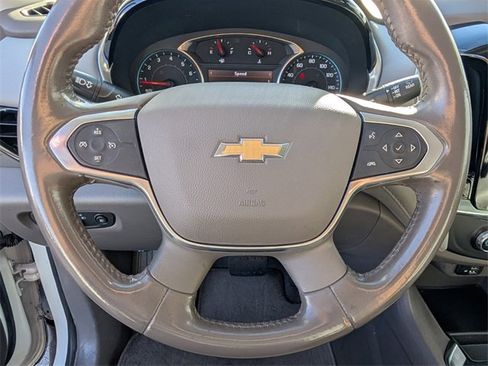 Used 2021 Chevrolet Traverse LT w/ LT Premium Package image 27