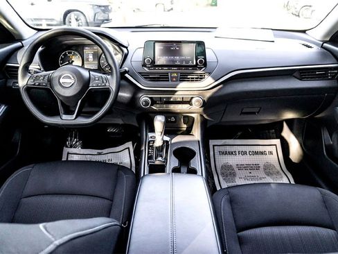 Used 2024 Nissan Altima 2.5 S image 29