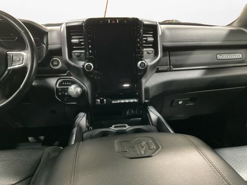 Used 2023 RAM 1500 Laramie AWD/4WD image 12