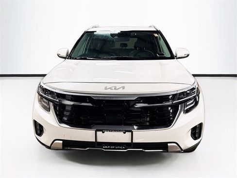 Used 2024 Kia Seltos SX image 2