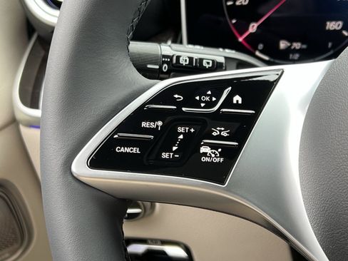 New 2026 Mercedes-Benz GLC 300 4MATIC image 30