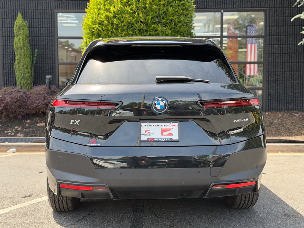 Used 2024 BMW iX xDrive50 AWD/4WD image 13