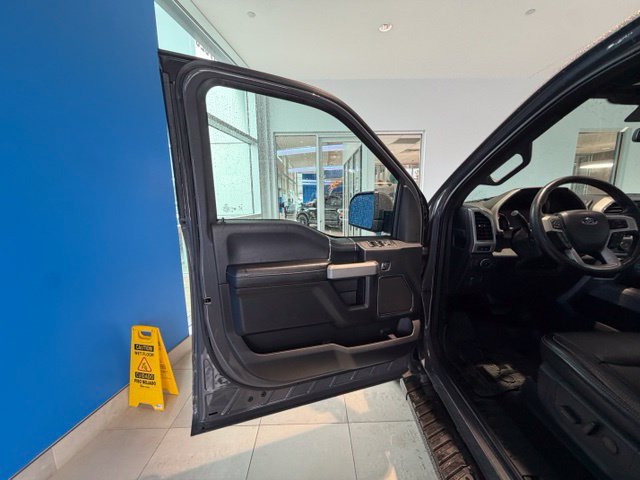 Used 2020 Ford F150 Lariat w/ Equipment Group 502A Luxury AWD/4WD image 29