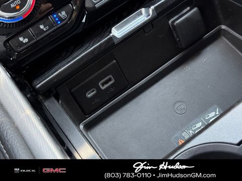 Used 2021 GMC Yukon Denali AWD/4WD image 37