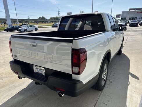New 2026 Honda Ridgeline RTL image 4