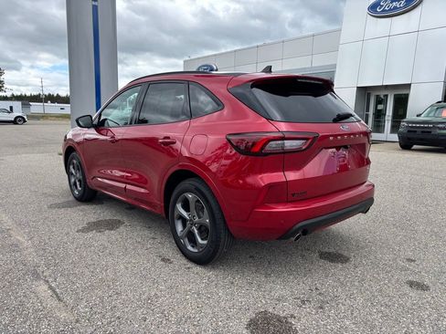 Used 2024 Ford Escape ST-Line w/ Tech Pack #1 AWD/4WD image 5