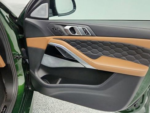 Used 2021 BMW X6 M image 28