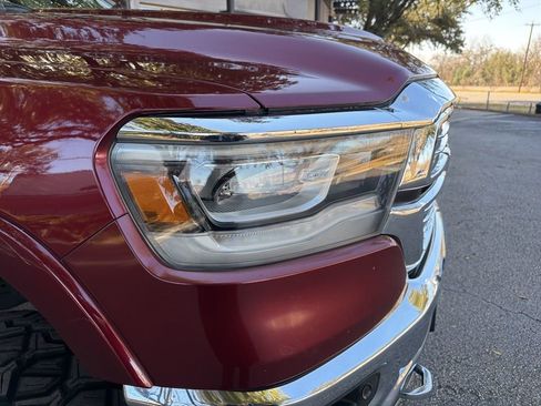 Used 2019 RAM 1500 Laramie image 10
