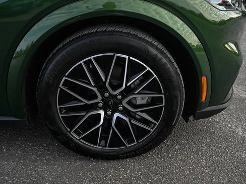 Used 2025 Ford Mustang Mach-E Premium image 15