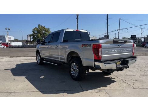 Used 2020 Ford F250 XLT w/ XLT Premium Package image 9