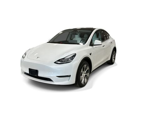 Certified 2022 Tesla Model Y Long Range AWD/4WD image 1