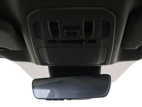 Used 2022 Toyota Highlander XLE FWD image 29
