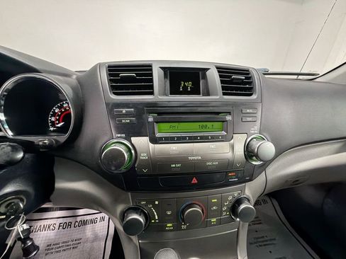 Used 2012 Toyota Highlander FWD image 13