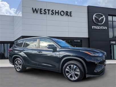 Used 2023 Toyota Highlander XLE