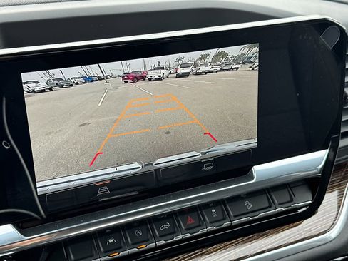 New 2026 GMC Sierra 1500 Elevation image 18