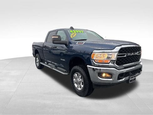 Used 2024 RAM 2500 Big Horn w/ Bed Utility Group image 3