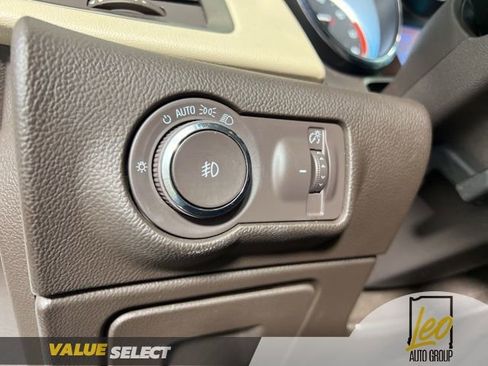 Used 2013 Buick Verano FWD image 19