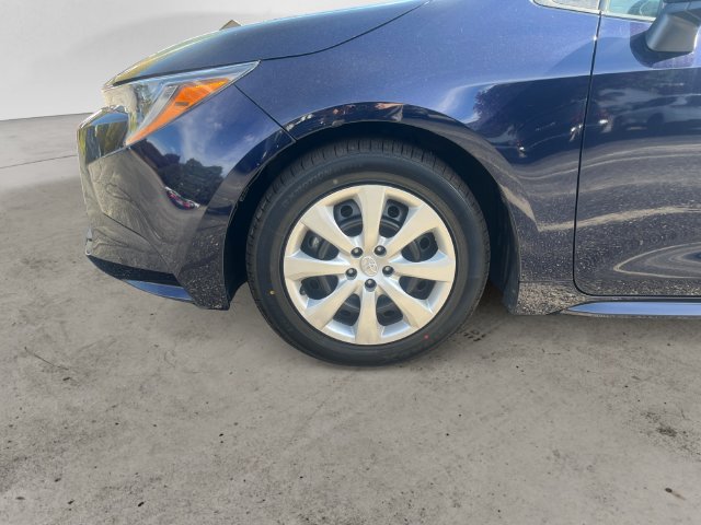 Used 2024 Toyota Corolla LE FWD image 14