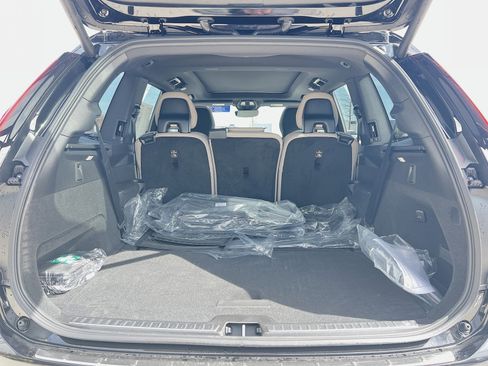 New 2026 Volvo XC90 T8 Core w/ Protection Package Premier AWD/4WD image 26