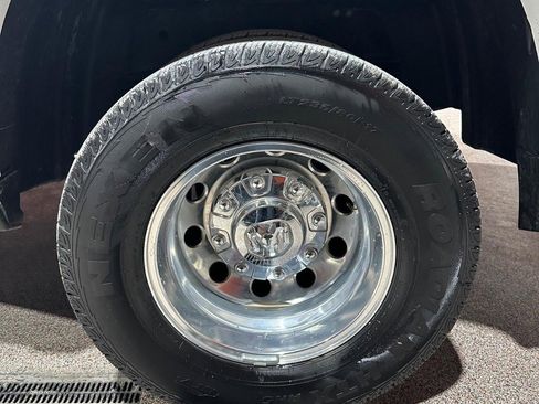 Used 2022 RAM 3500 Laramie image 11