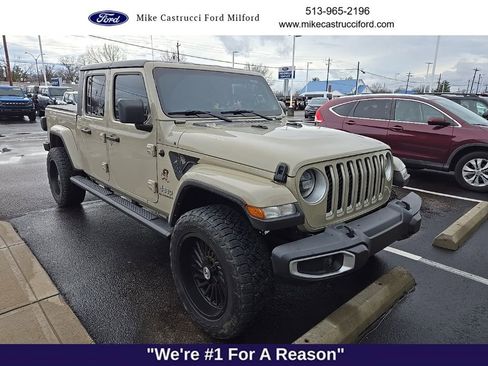 Used 2022 Jeep Gladiator Overland w/ Popular Equipment Package image 2