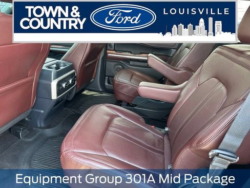 Used 2022 Ford Expedition Limited AWD/4WD image 10