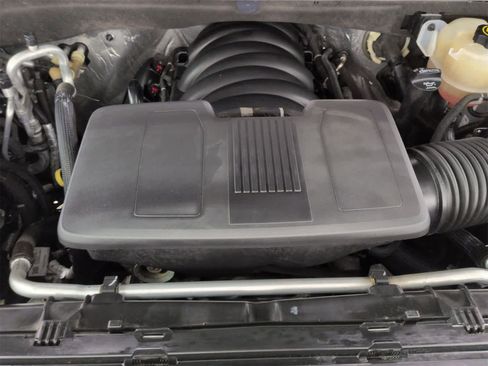 Used 2022 Chevrolet Tahoe LT w/ Luxury Package image 15