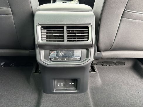 New 2026 Volkswagen Atlas SEL Premium R-Line image 25