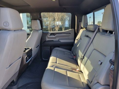 Used 2024 GMC Sierra 1500 SLT w/ SLT Premium Plus Package image 26