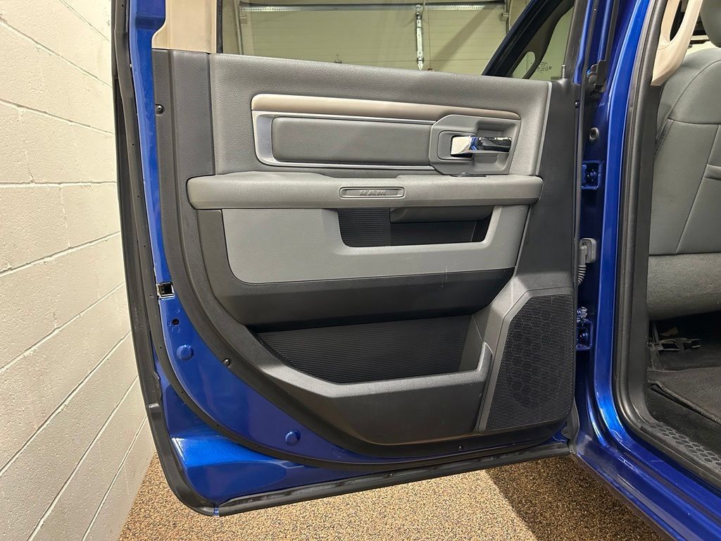 Used 2016 RAM 1500 Big Horn AWD/4WD image 12