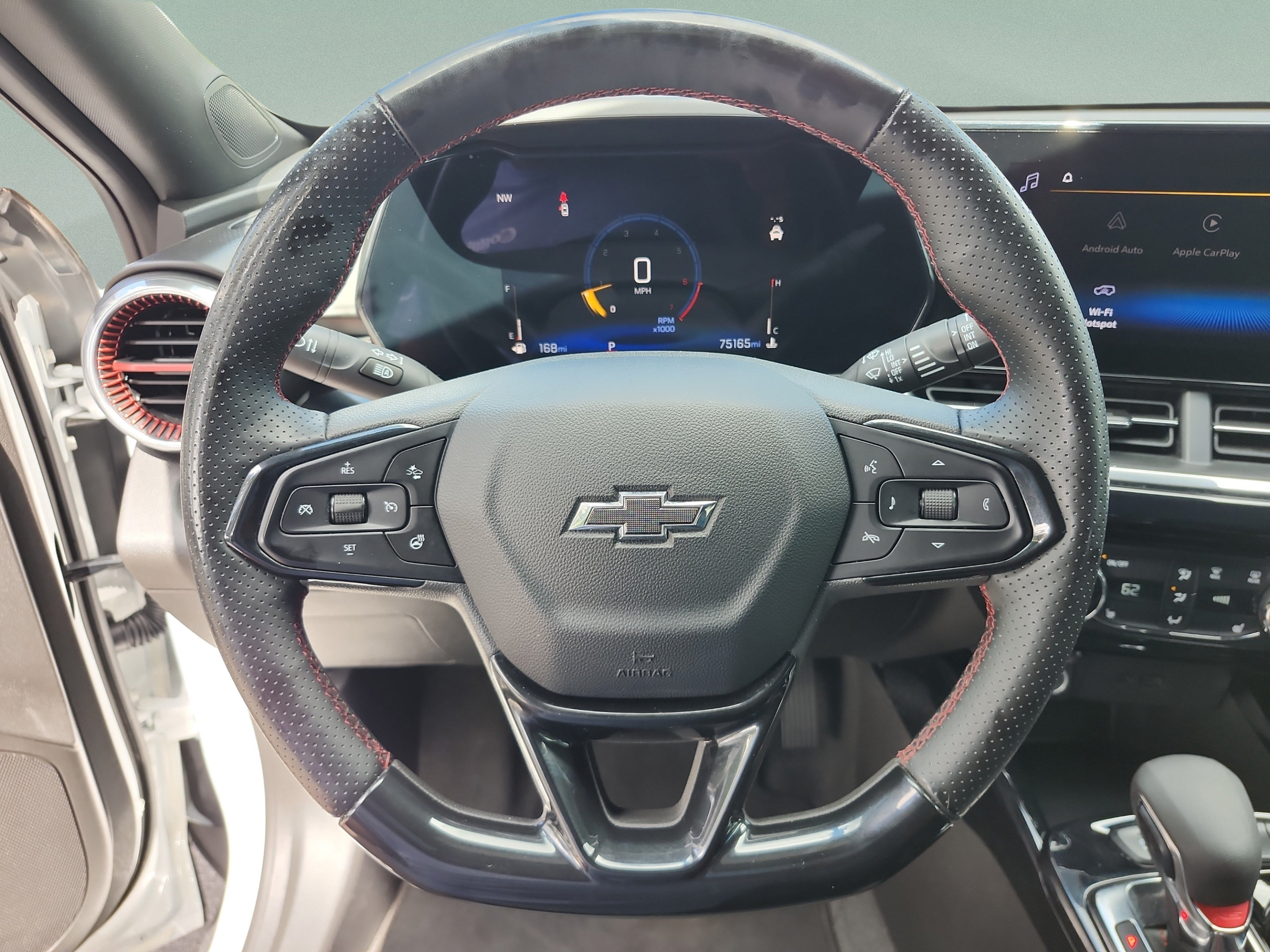 Used 2025 Chevrolet Trax RS w/ Driver Confidence Package FWD image 10