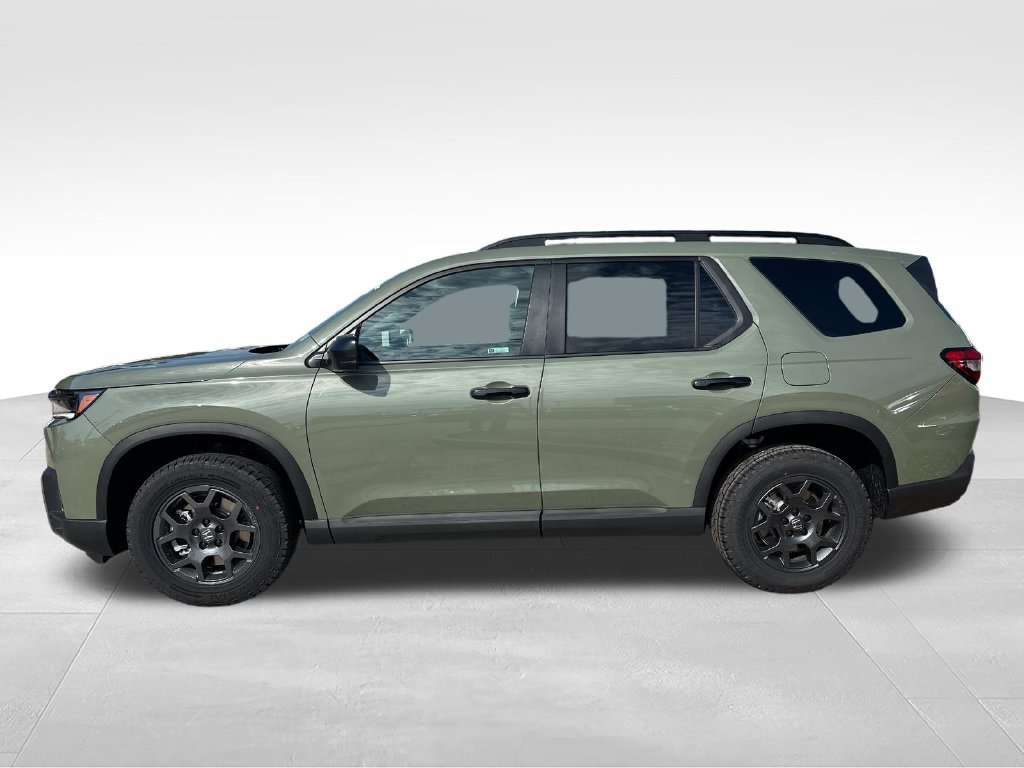 New 2026 Honda Pilot TrailSport image 2