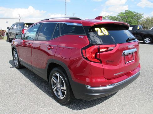 Used 2020 GMC Terrain SLT w/ Preferred Package FWD image 5