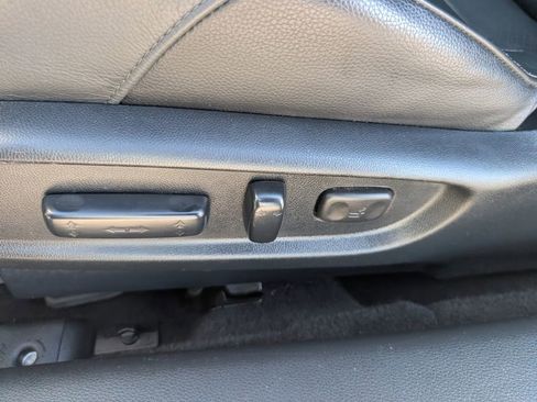 Used 2017 Honda Accord EX-L image 10