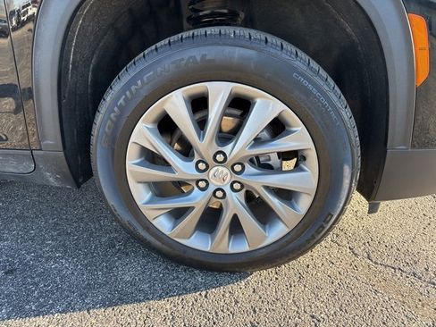 Certified 2025 Buick Enclave Preferred image 12