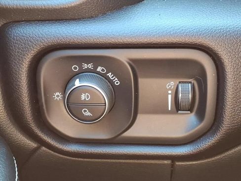 Used 2022 RAM 2500 Big Horn w/ Level A Equipment Group AWD/4WD image 11