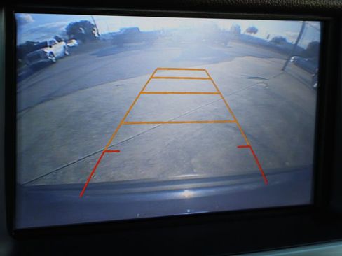 Used 2017 GMC Yukon SLT w/ Open Road Package image 14