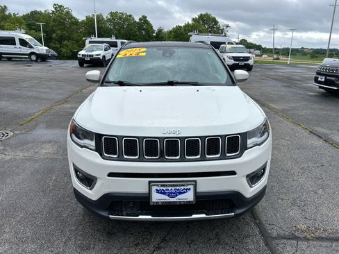 Used 2018 Jeep Compass Limited w/ Navigation Group AWD/4WD image 10