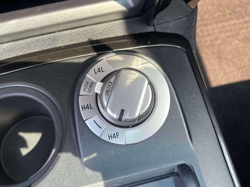 Used 2019 Toyota 4Runner Limited AWD/4WD image 25