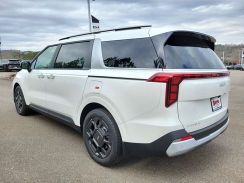 New 2026 Kia Carnival EX image 26