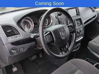 Used 2019 Dodge Grand Caravan SE FWD video 2
