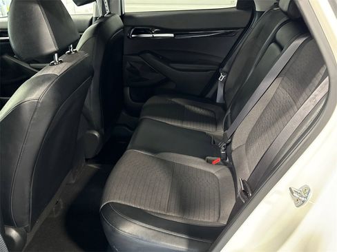 Used 2021 Kia Seltos S image 8