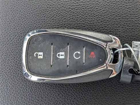 Used 2017 Chevrolet Volt Premier w/ Driver Confidence II Package image 31