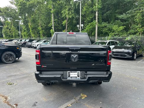 Certified 2020 RAM 1500 Limited w/ Black Appearance Package AWD/4WD image 8