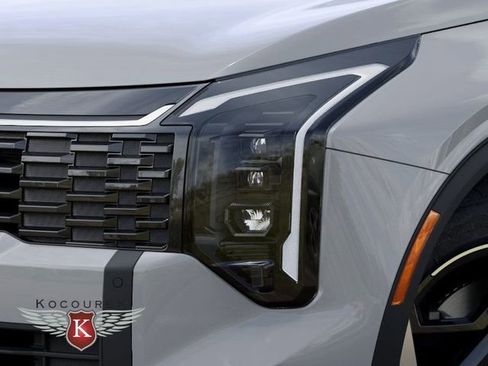 New 2026 Kia Sportage EX w/ EX Panorama Roof Package image 10